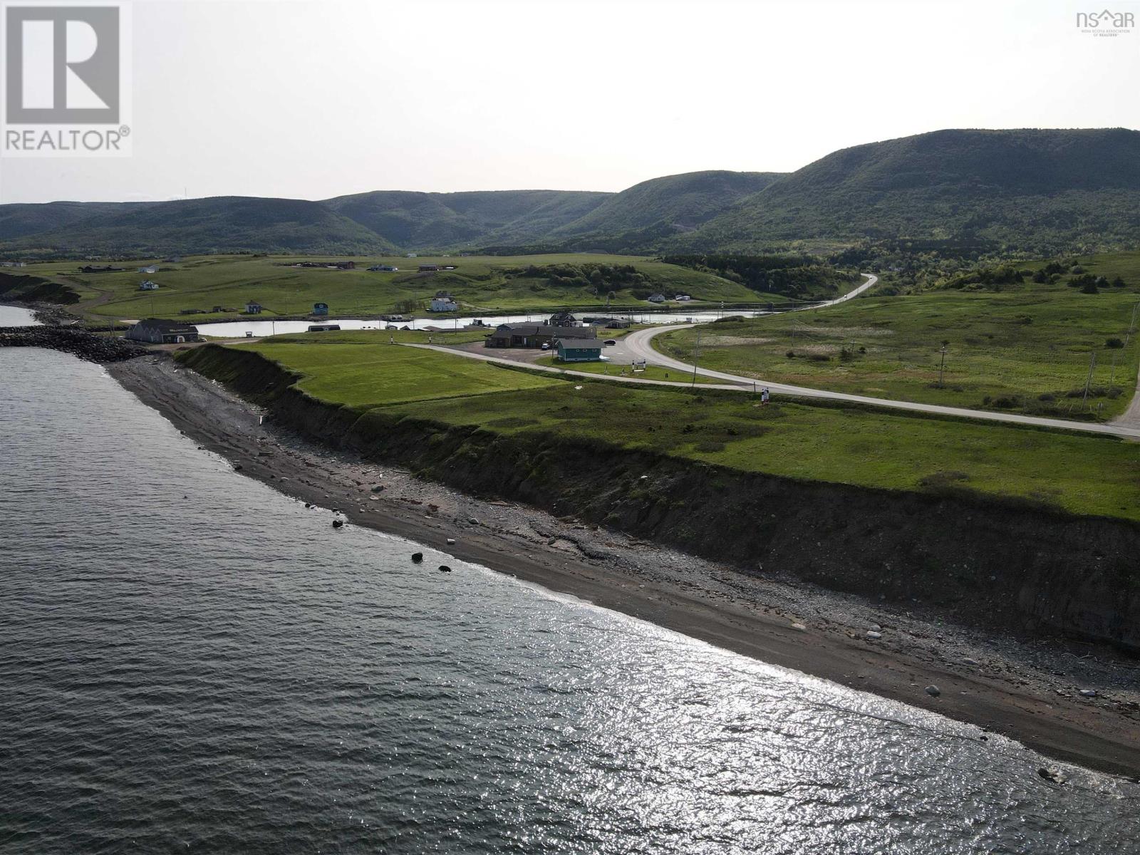 Cabot Trail, Grand Étang, Nova Scotia  B0E 1L0 - Photo 9 - 202515928