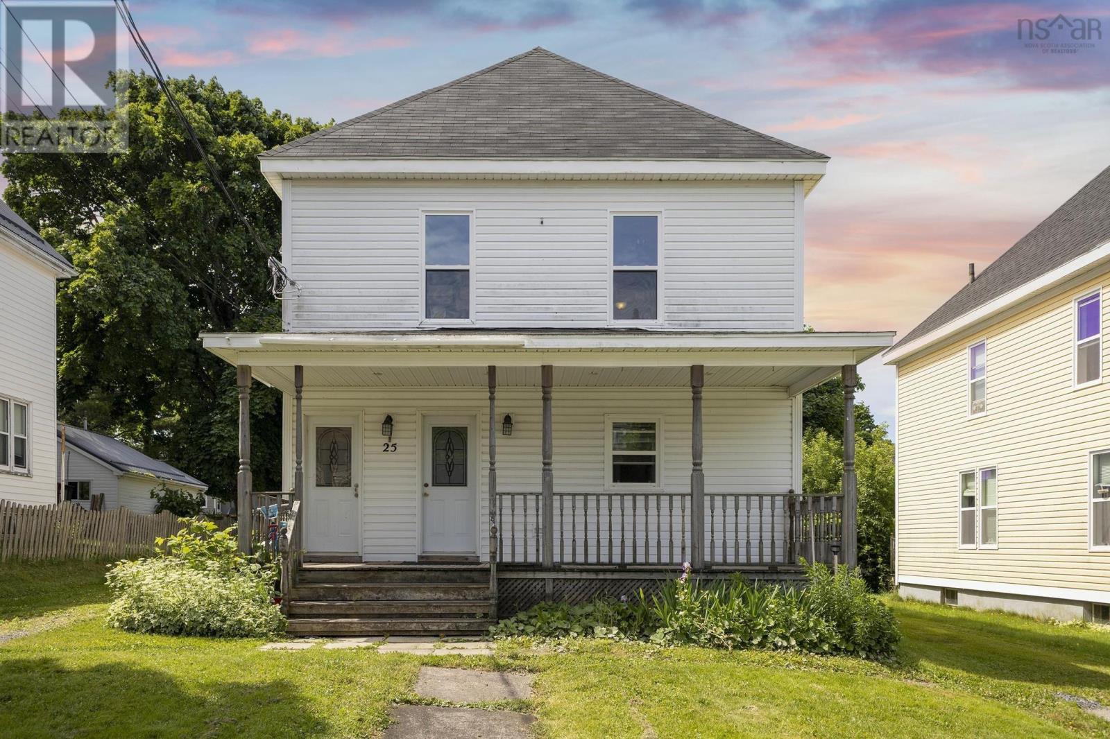 25 Jubilee Avenue, stellarton, Nova Scotia