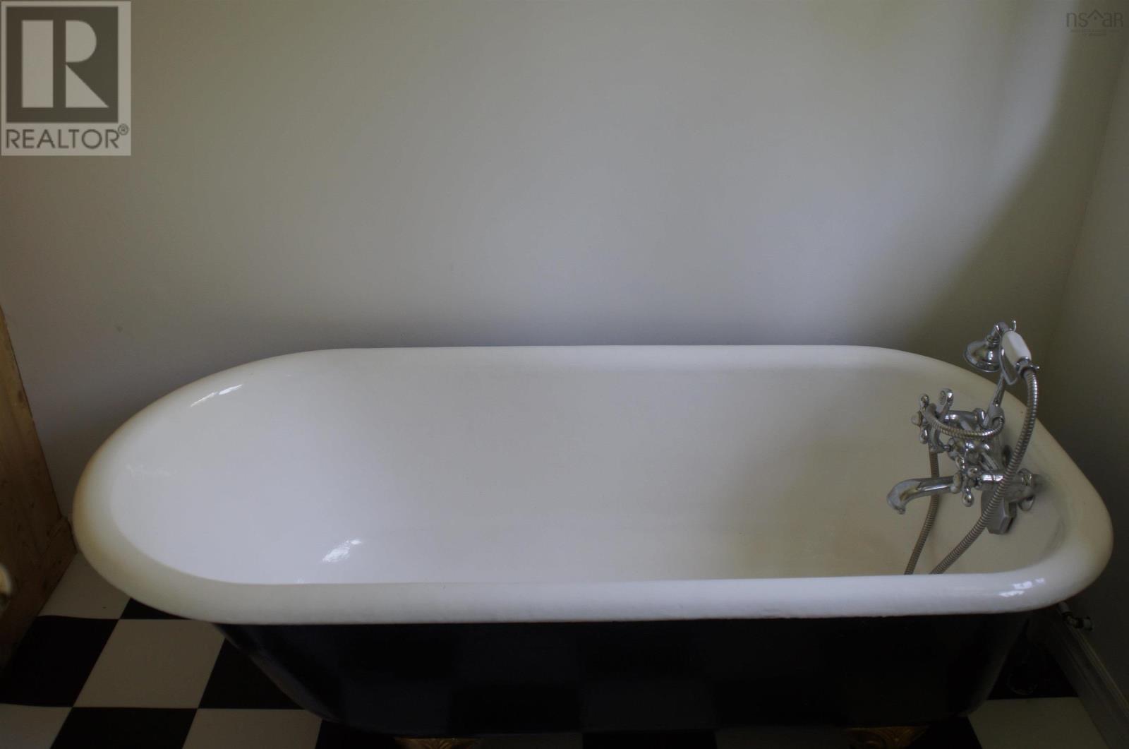 4031 Loch Lomond Road, Loch Lomond, Nova Scotia  B0A 1H0 - Photo 12 - 202516062