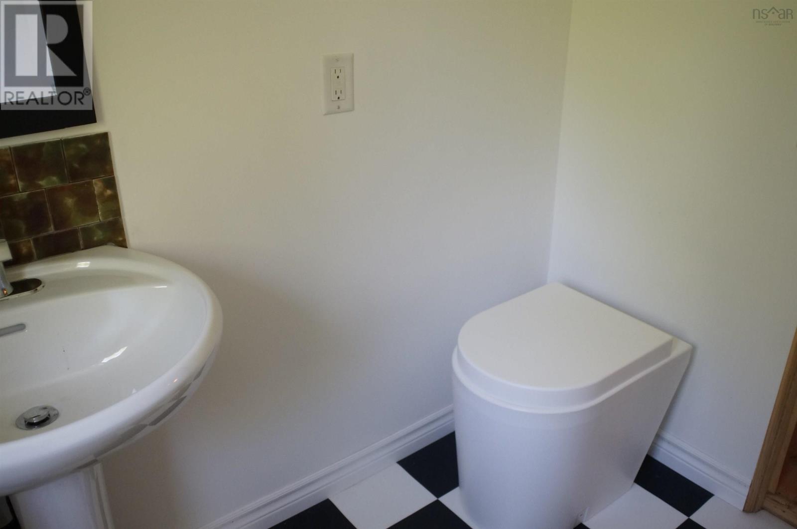 4031 Loch Lomond Road, Loch Lomond, Nova Scotia  B0A 1H0 - Photo 14 - 202516062