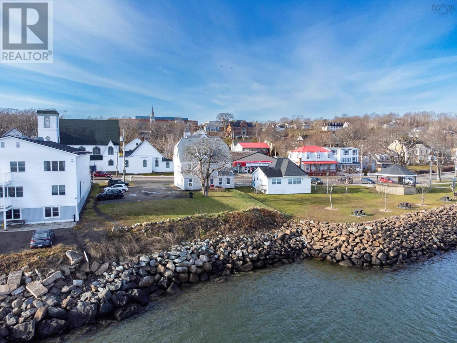 108 Montague Row, Digby, Nova Scotia  B0V 1A0 - Photo 5 - 202516083