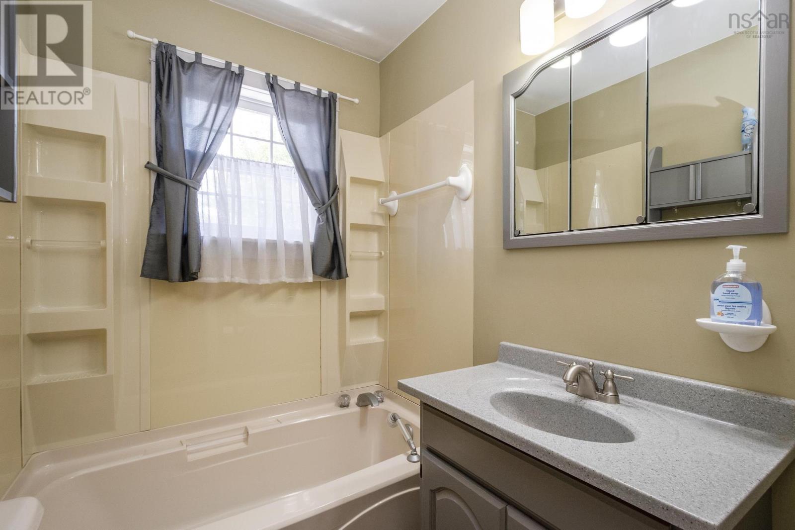 480 Main Street, Middleton, Nova Scotia  B0S 1P0 - Photo 24 - 202516089