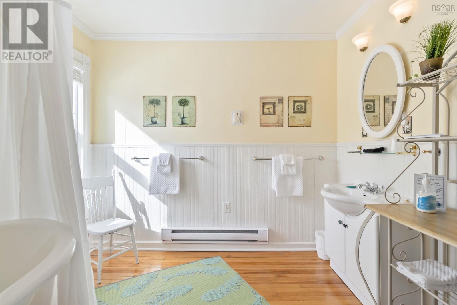 66 Mcdonald Street, Lunenburg, Nova Scotia  B0J 2C0 - Photo 31 - 202516328