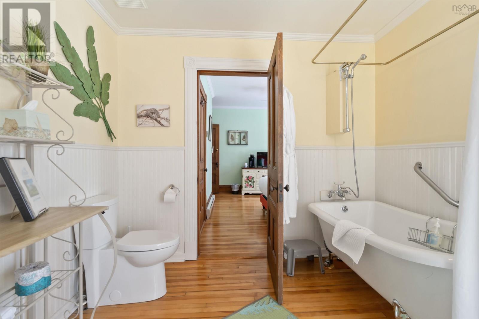 66 Mcdonald Street, Lunenburg, Nova Scotia  B0J 2C0 - Photo 32 - 202516328