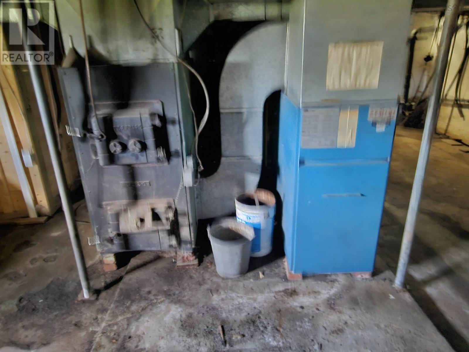 29 Cowan Street, Springhill, Nova Scotia  B0M 1X0 - Photo 19 - 202516659