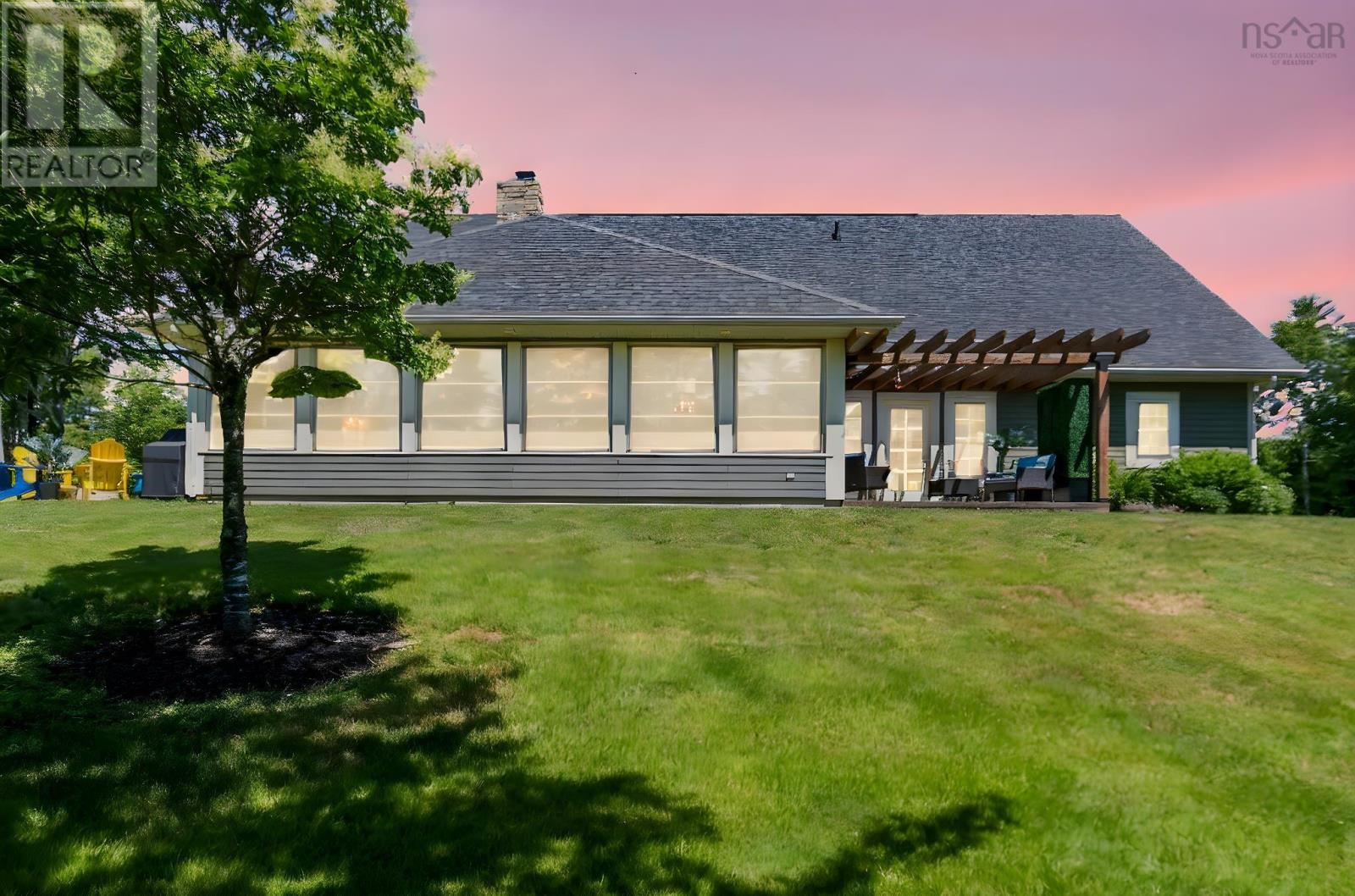 15 Norwood Court, Porters Lake, Nova Scotia  B3E 1G3 - Photo 3 - 202516843