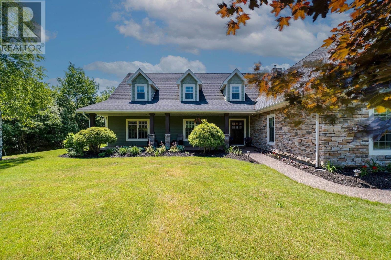 15 Norwood Court, Porters Lake, Nova Scotia  B3E 1G3 - Photo 4 - 202516843