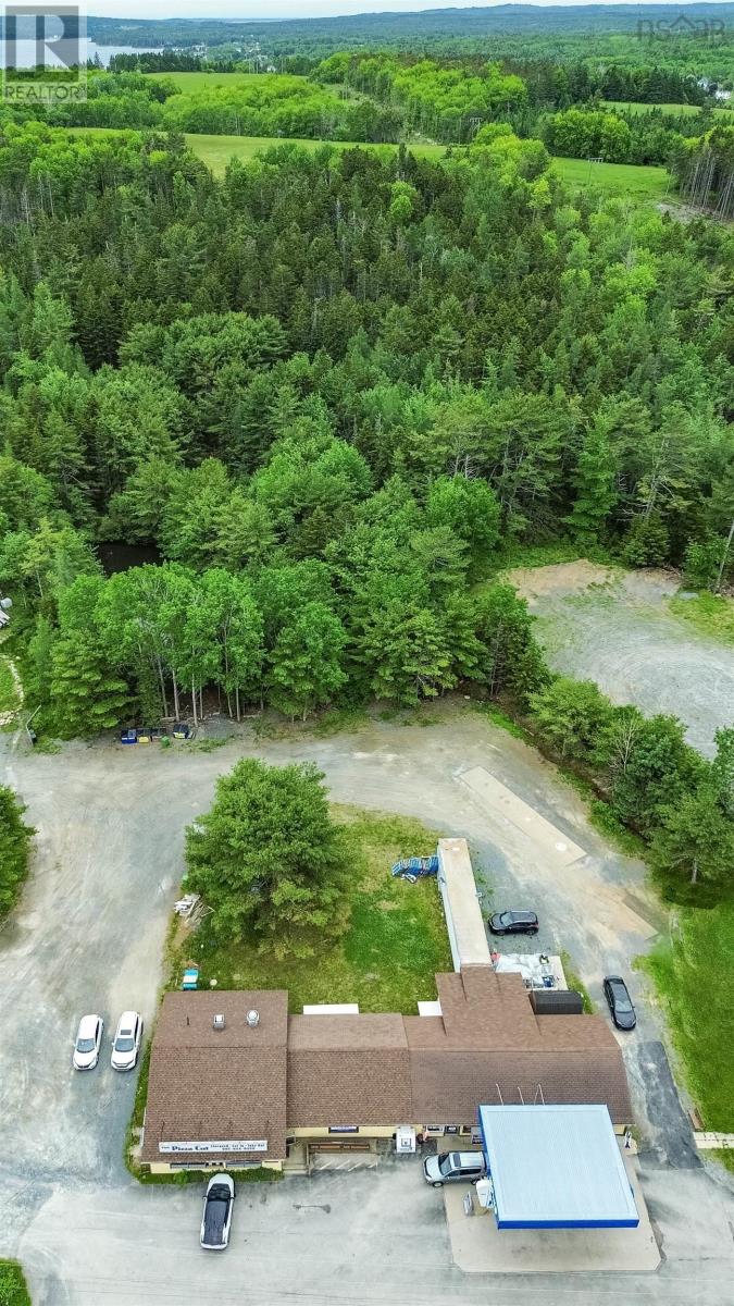 11261 Highway 3 Centre, Lunenburg, Nova Scotia  B0J 2C0 - Photo 4 - 202516987