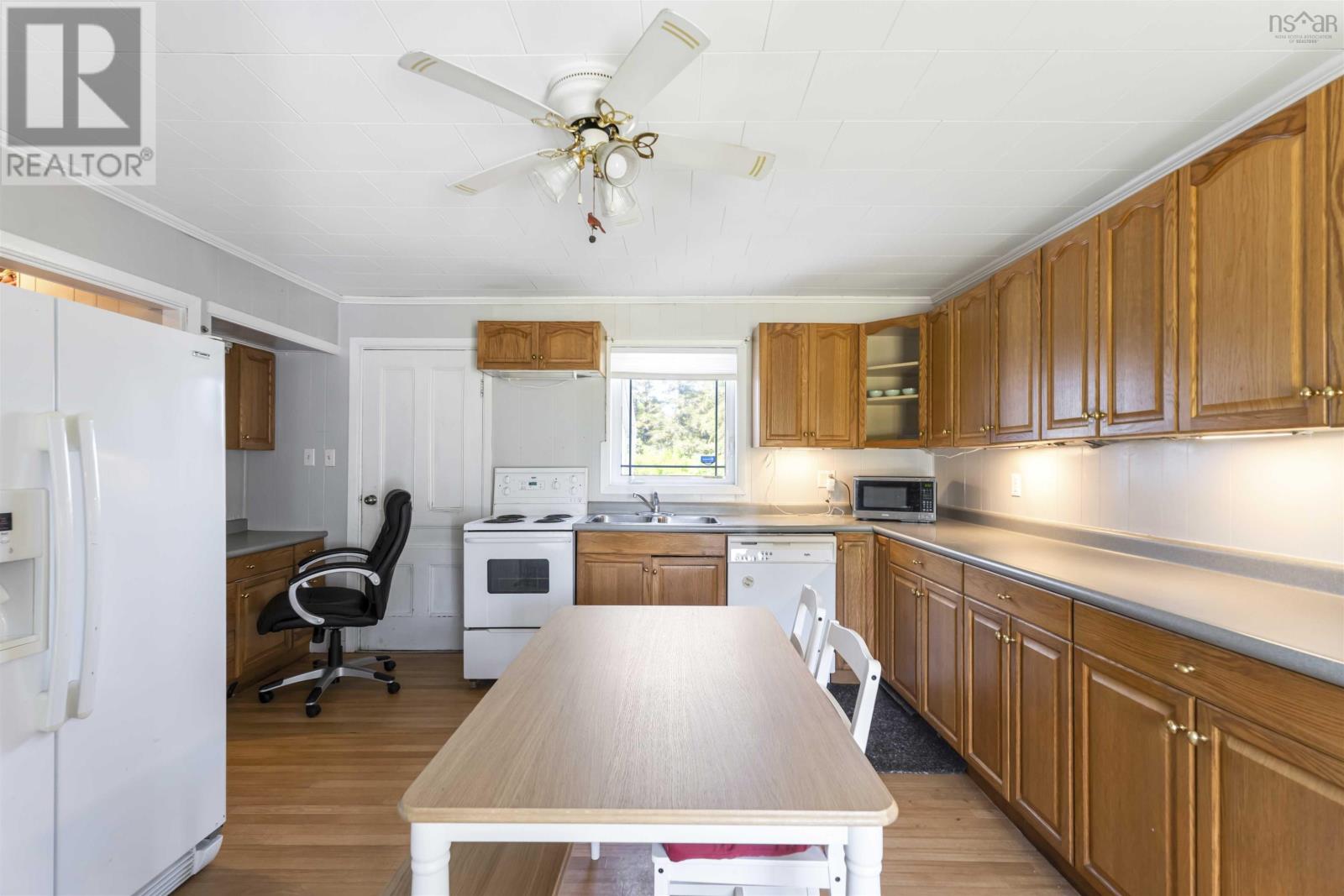 500 Eustace Comeau Road, Saulnierville, Nova Scotia  B0W 2Z0 - Photo 5 - 202516994