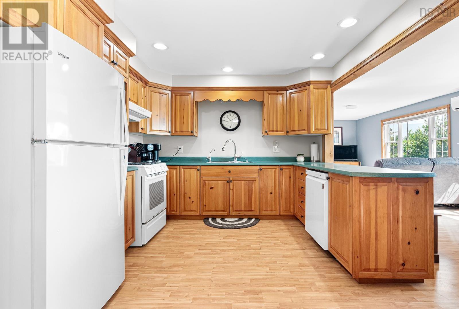 82 Masons Point Road, Head Of St. Margarets Bay, Nova Scotia  B3Z 2A8 - Photo 6 - 202517016