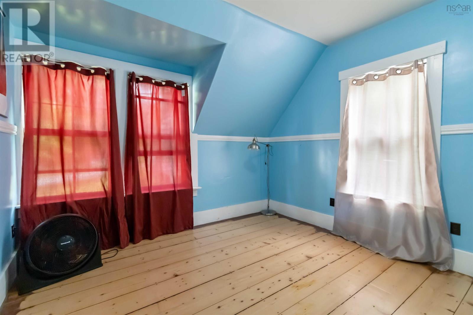 101 Pleasant Street, Bridgewater, Nova Scotia  B4V 1N3 - Photo 21 - 202517094