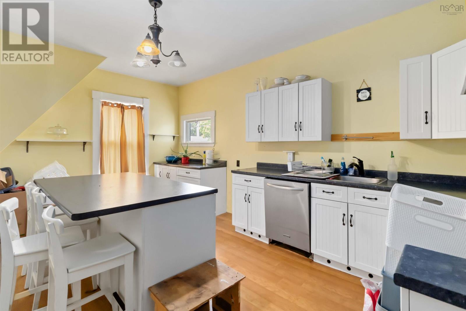 101 Pleasant Street, Bridgewater, Nova Scotia  B4V 1N3 - Photo 38 - 202517094