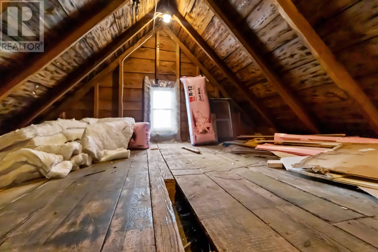 101 Pleasant Street, Bridgewater, Nova Scotia  B4V 1N3 - Photo 8 - 202517094