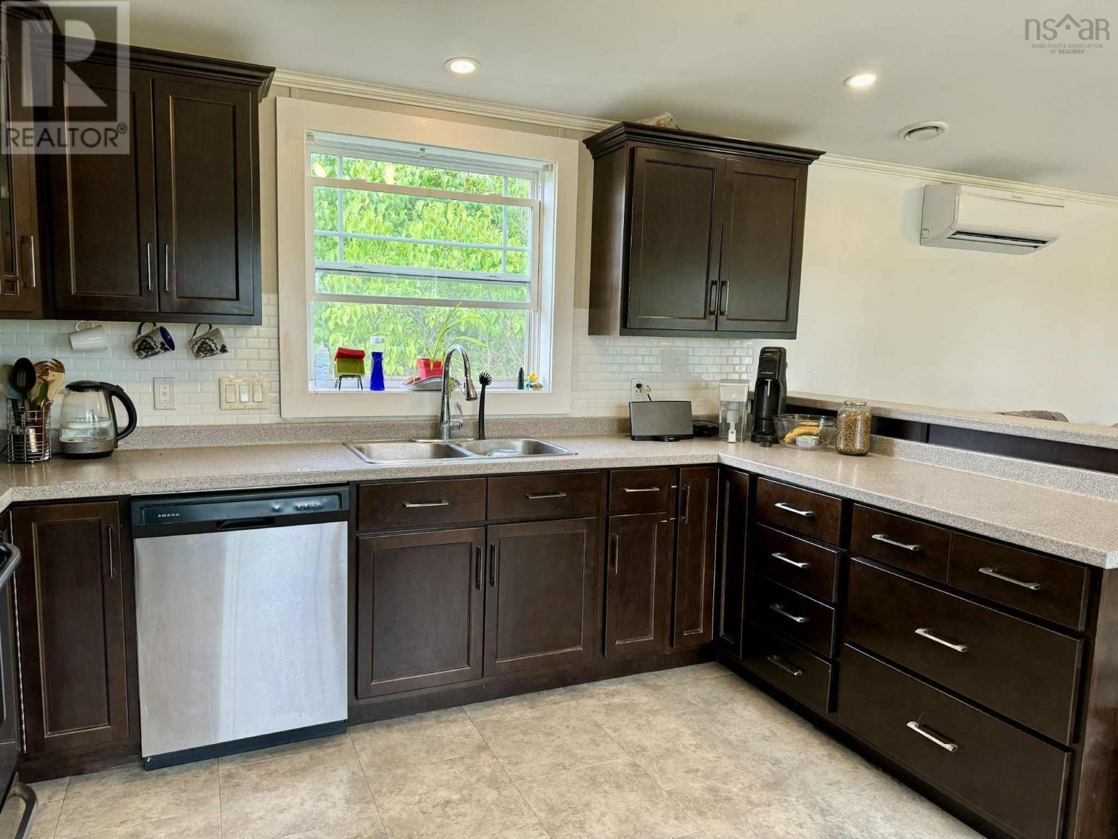 6869 Highway 2, Bass River, Nova Scotia  B0M 1B0 - Photo 4 - 202517426