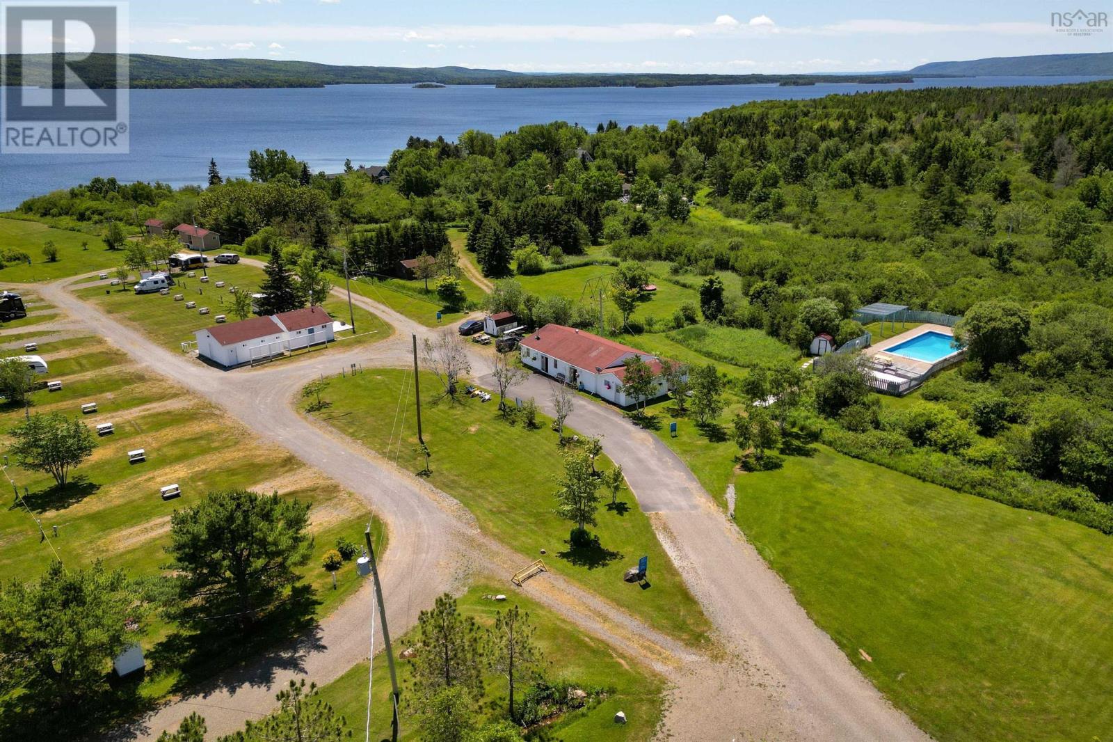 8885 Highway 105, Baddeck Inlet, Baddeck Inlet, Nova Scotia  B0E 1B0 - Photo 3 - 202517535