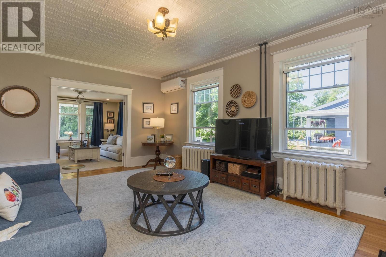 57 Alexandra Avenue, Bridgewater, Nova Scotia  B4V 1H2 - Photo 8 - 202517590