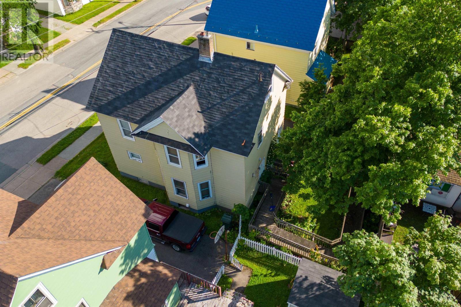 341 Townsend Street, Sydney, Nova Scotia  B1P 5G1 - Photo 29 - 202517620