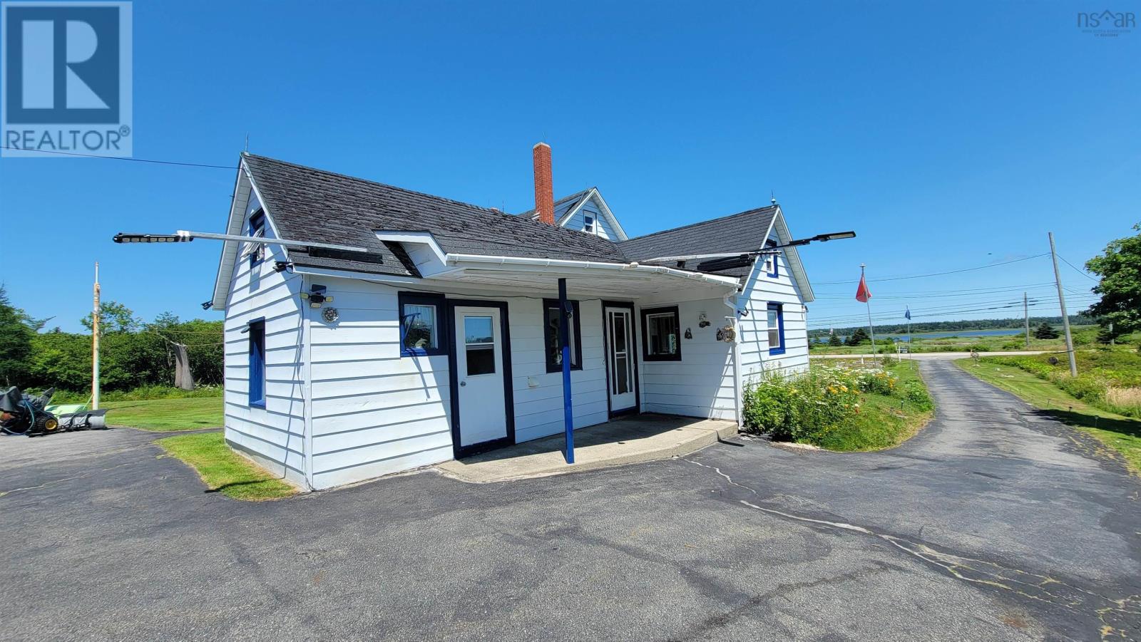 486 335 Highway, West Pubnico, Nova Scotia  B0W 3S0 - Photo 15 - 202517627