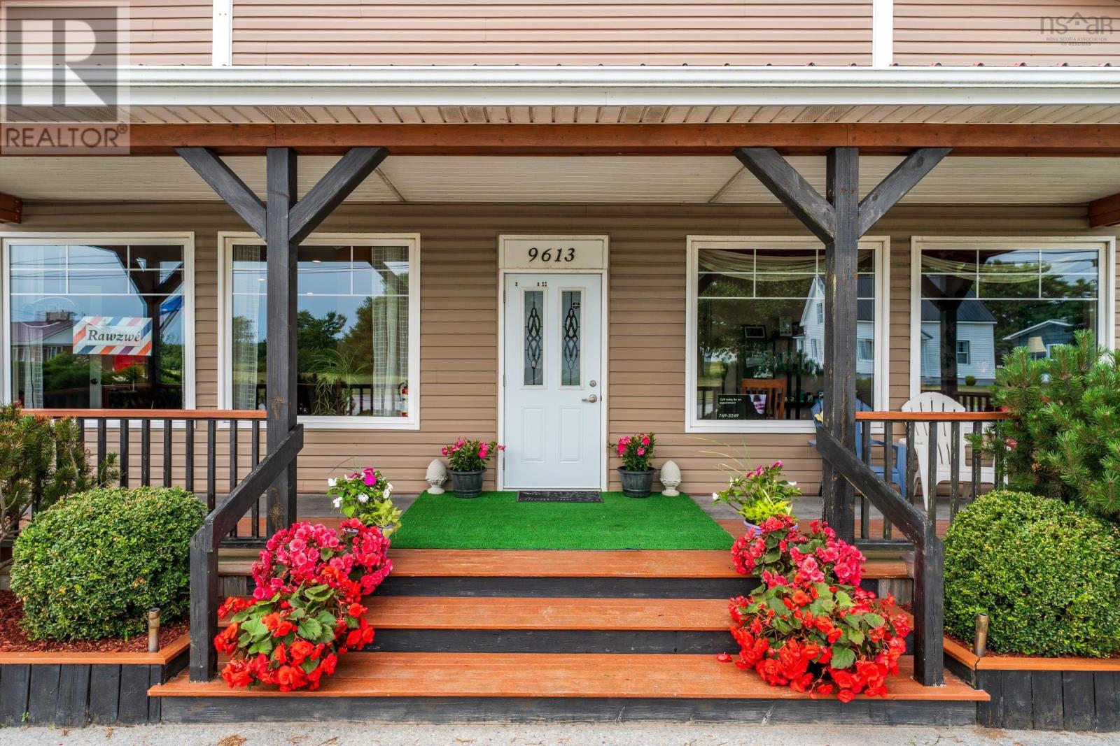 9613 Highway 1, Saulnierville, Nova Scotia  B0W 2Z0 - Photo 2 - 202517708