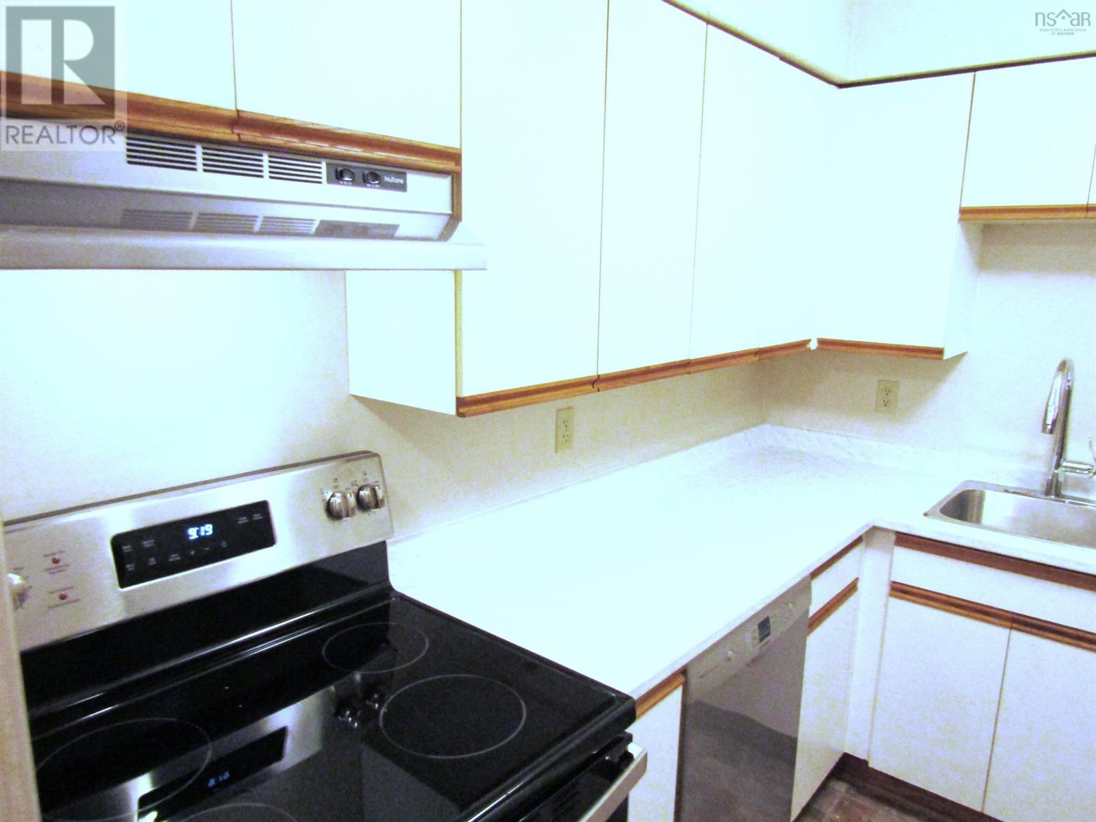 13 5 Rose Way, Dartmouth, Nova Scotia  B2Y 4L9 - Photo 14 - 202517772