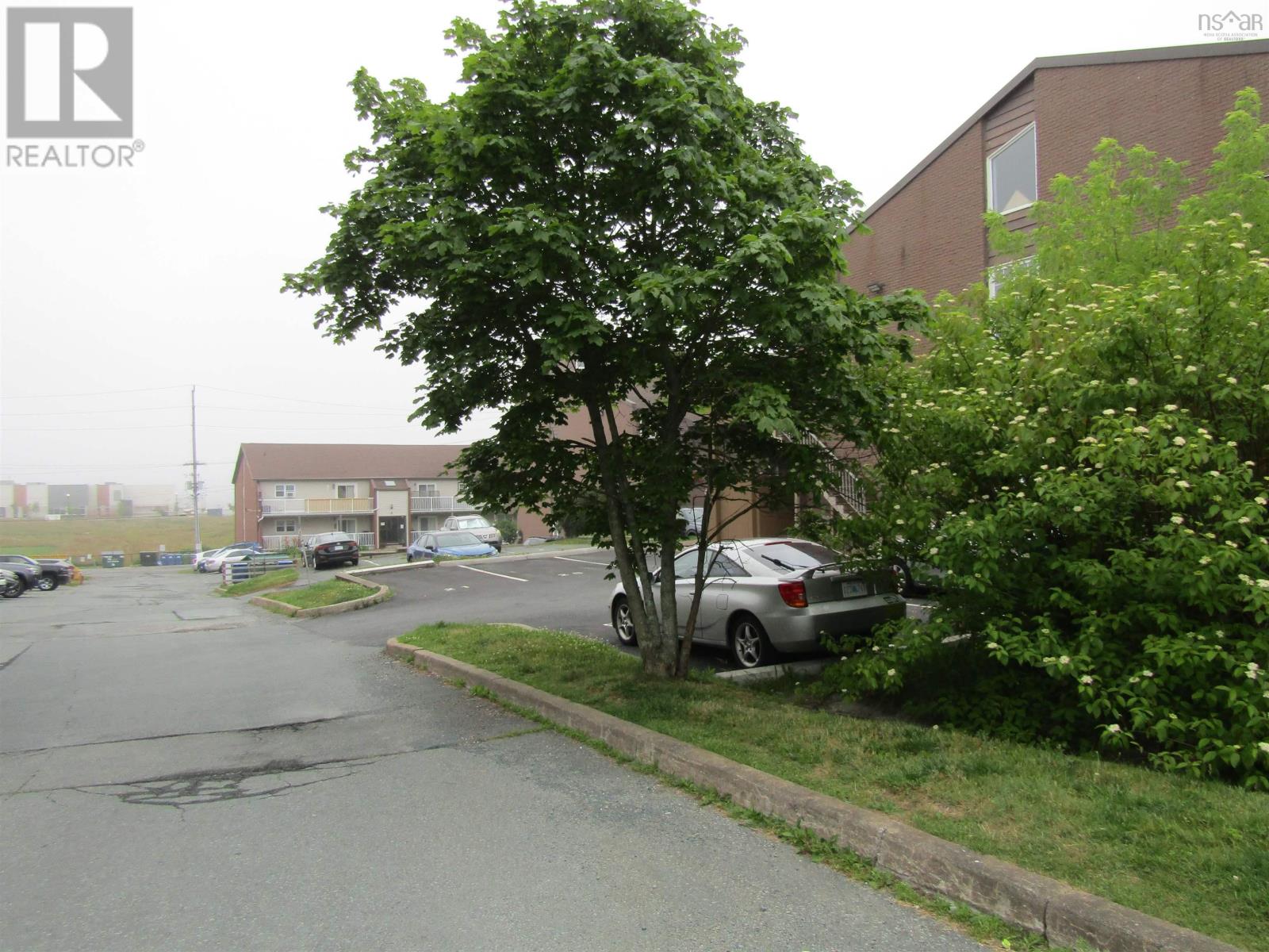 13 5 Rose Way, Dartmouth, Nova Scotia  B2Y 4L9 - Photo 2 - 202517772