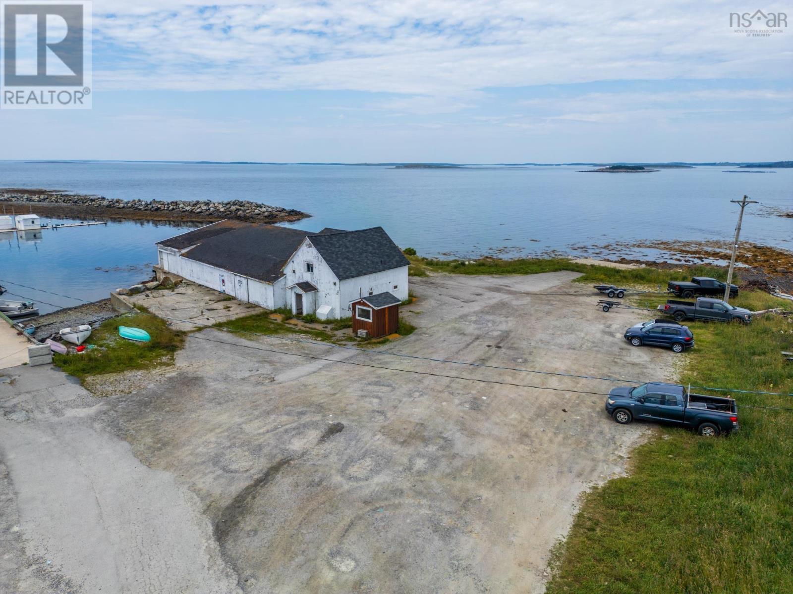 389 Abbotts Harbour Road, Middle West Pubnico, Nova Scotia  B0W 3S0 - Photo 34 - 202517874