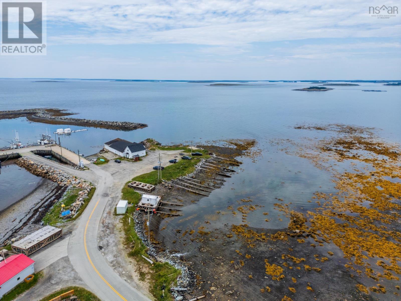 389 Abbotts Harbour Road, Middle West Pubnico, Nova Scotia  B0W 3S0 - Photo 36 - 202517874