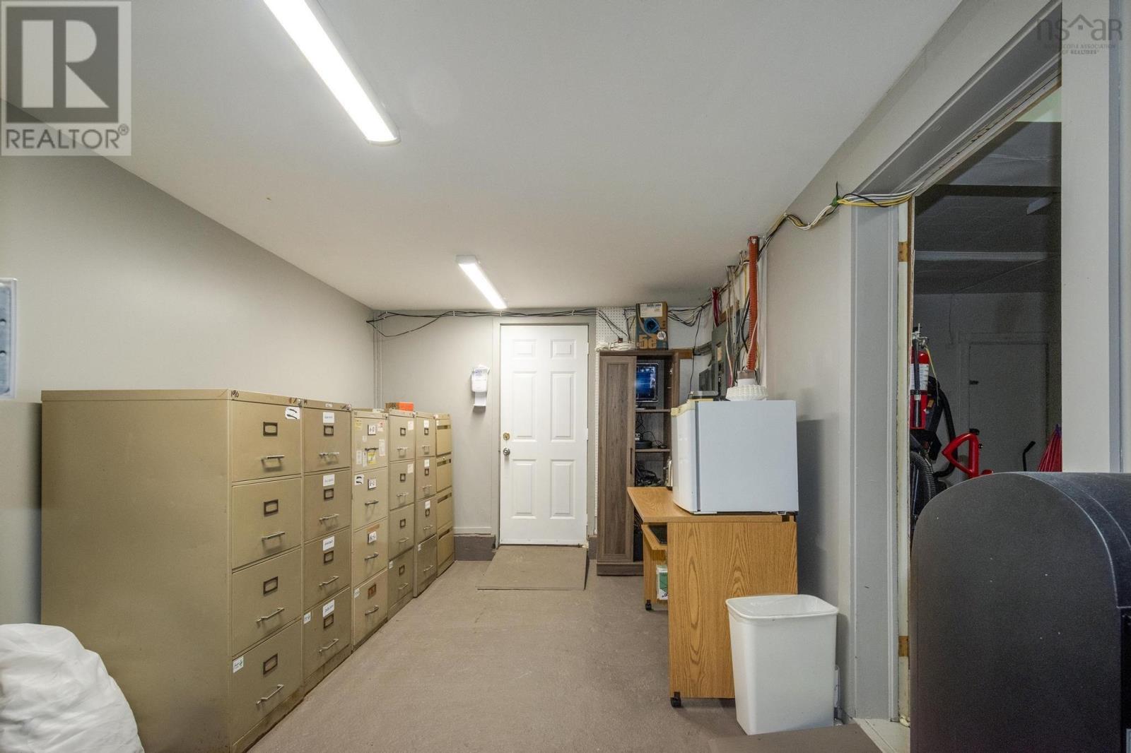 3675 3 Highway, Brooklyn, Nova Scotia  B0J 1H0 - Photo 17 - 202517941