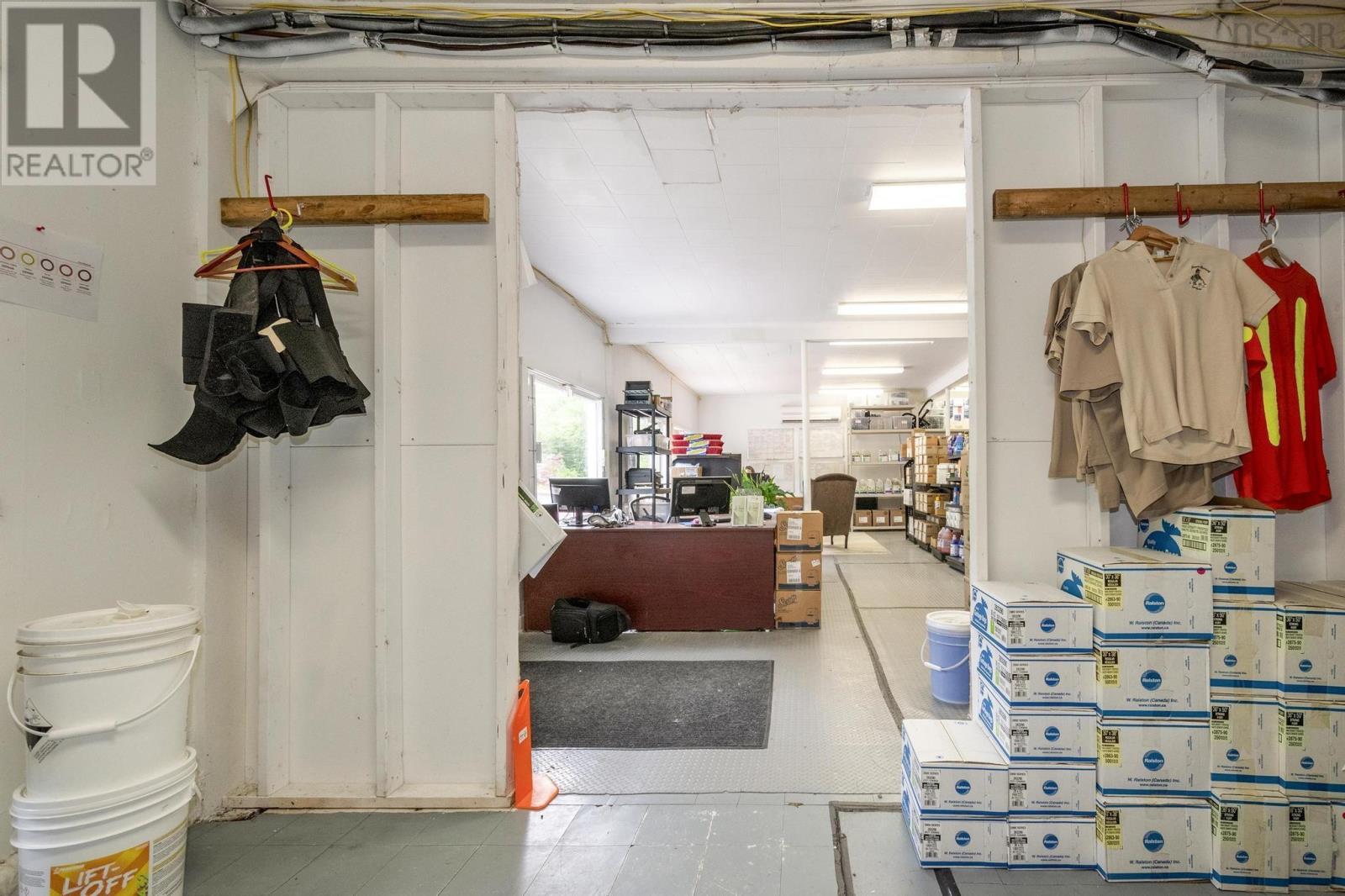 3675 3 Highway, Brooklyn, Nova Scotia  B0J 1H0 - Photo 8 - 202517941