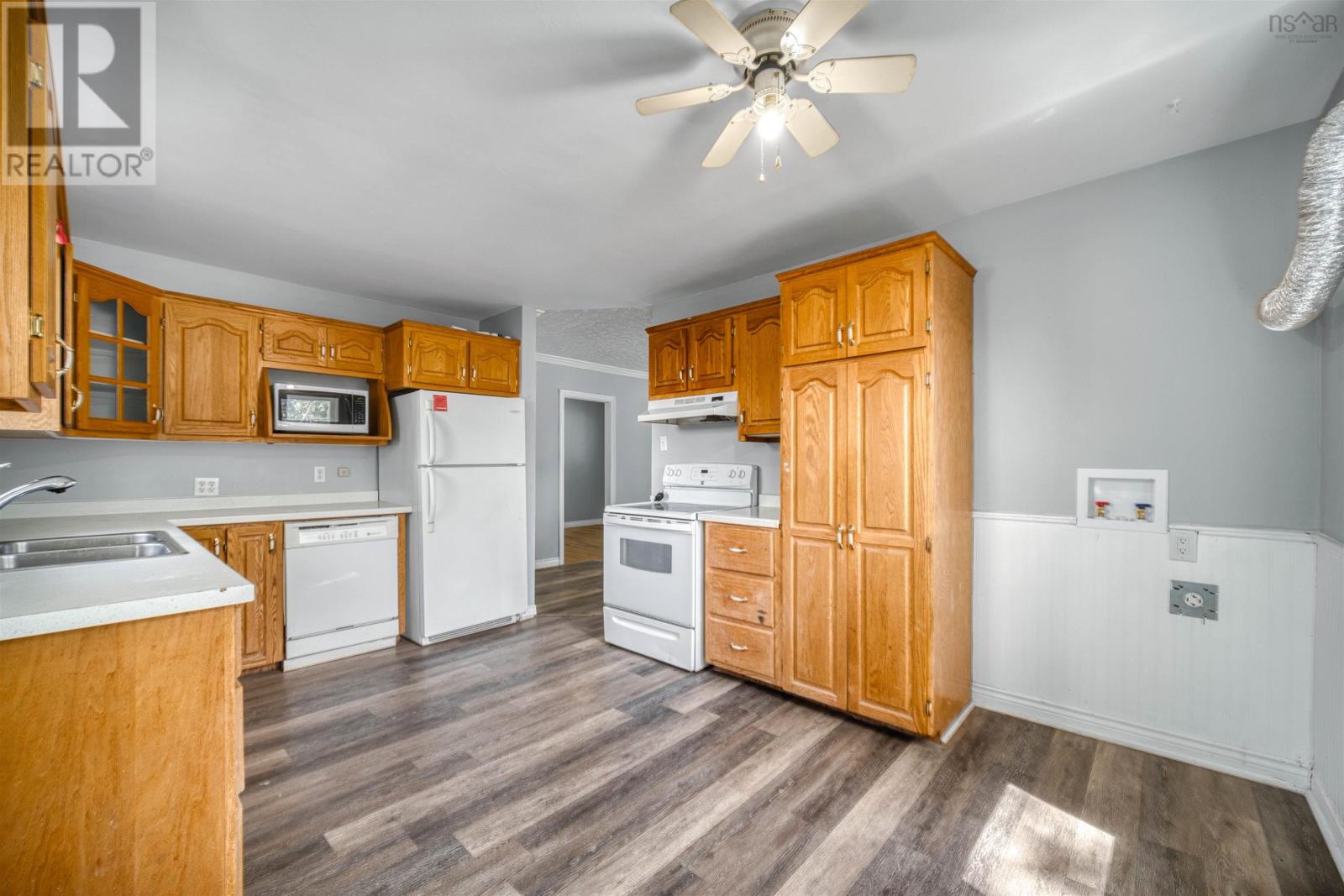 A & B 34 Raymond Drive, Lower Sackville, Nova Scotia  B4C 1H1 - Photo 9 - 202517968