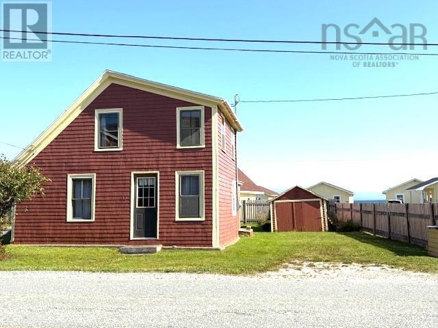 17 Locke Street, lockeport, Nova Scotia