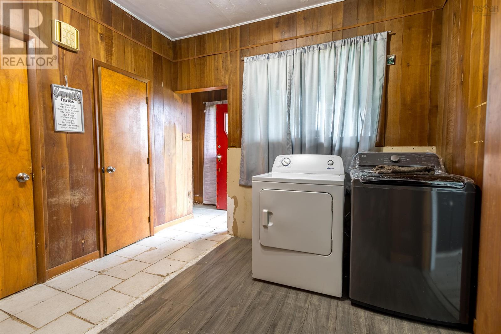 324 York Street, Glace Bay, Nova Scotia  B1A 2M7 - Photo 15 - 202518450