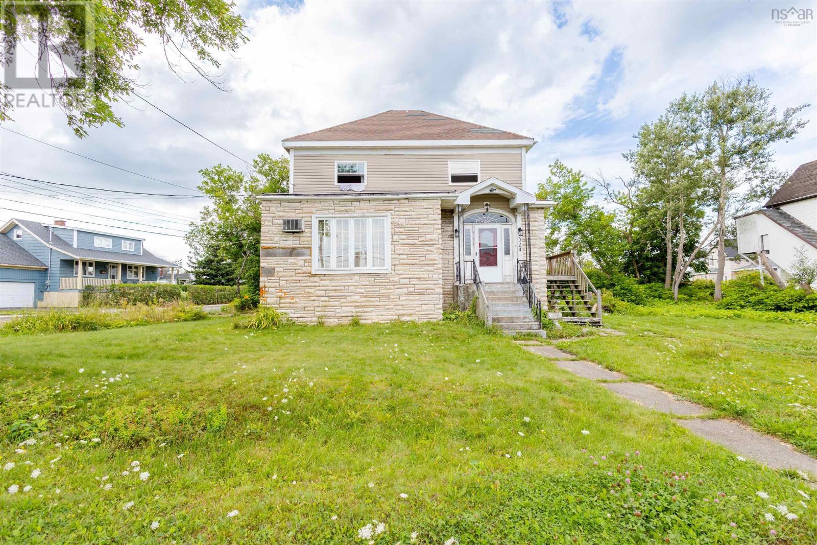 324 York Street, Glace Bay, Nova Scotia  B1A 2M7 - Photo 3 - 202518450