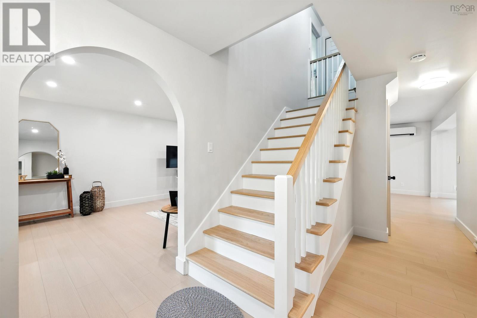 26 Millview Avenue, Bedford, Nova Scotia  B4A 1G7 - Photo 3 - 202518585