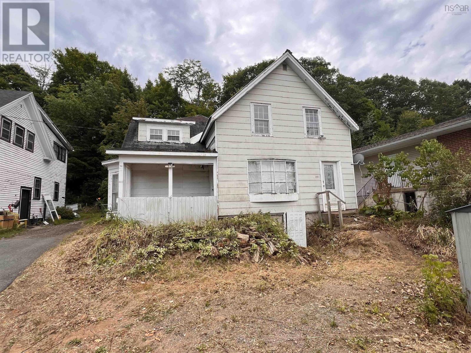 492 Main Street, kentville, Nova Scotia