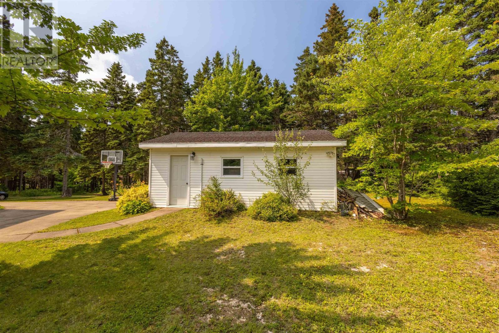 35679 Cabot Trail, Ingonish, Nova Scotia  B0C 1K0 - Photo 39 - 202518962