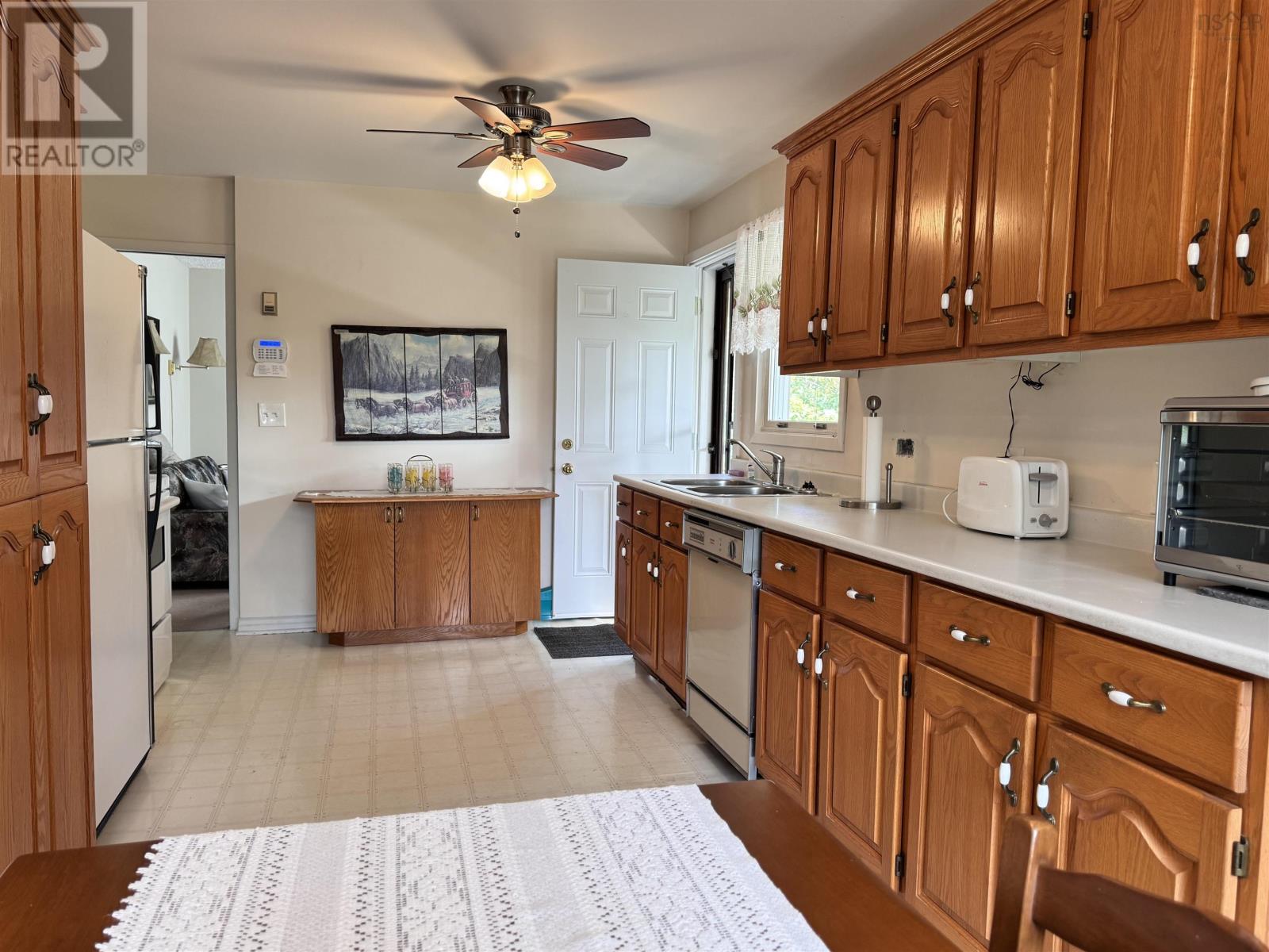 163 Upper Mclean Street, Glace Bay, Nova Scotia  B1A 2L4 - Photo 18 - 202519073