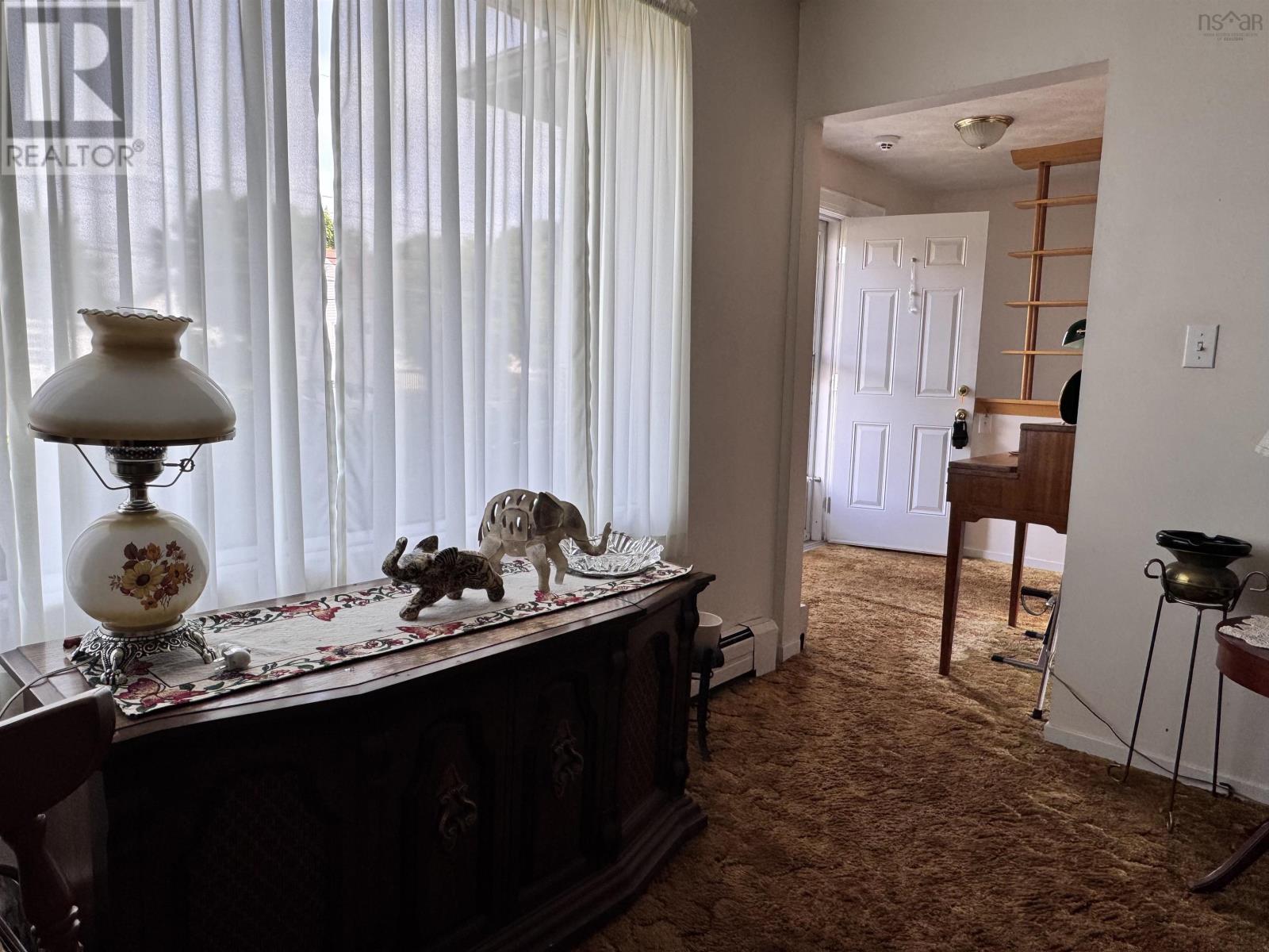 163 Upper Mclean Street, Glace Bay, Nova Scotia  B1A 2L4 - Photo 3 - 202519073