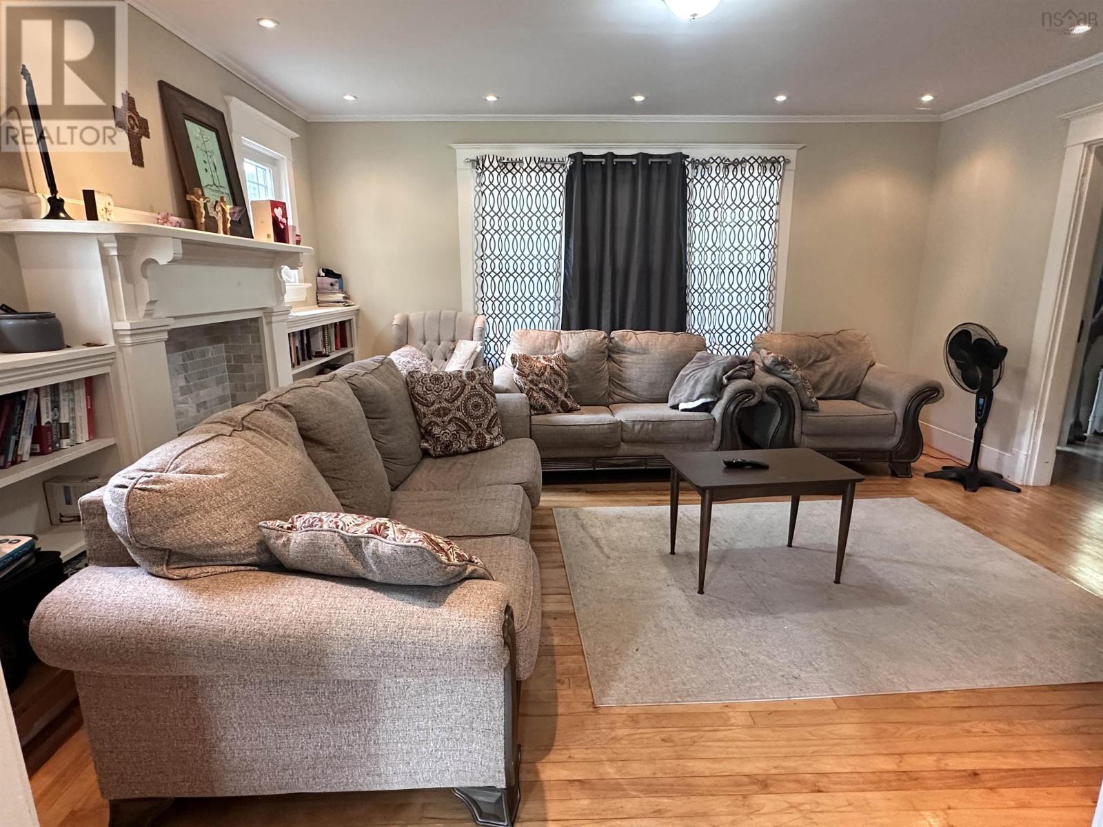 130 School Street, Liverpool, Nova Scotia  B0T 1K0 - Photo 6 - 202519094