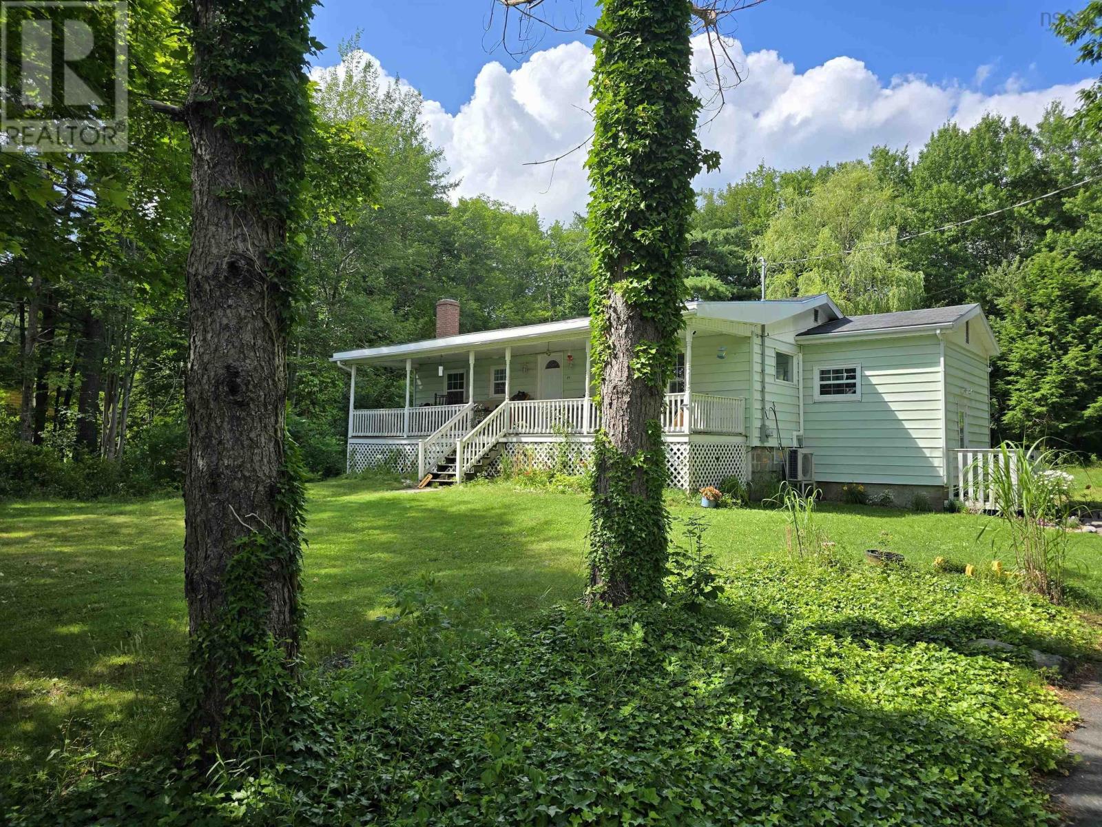 19 River Road, Milton, Nova Scotia  B0T 1P0 - Photo 5 - 202519139