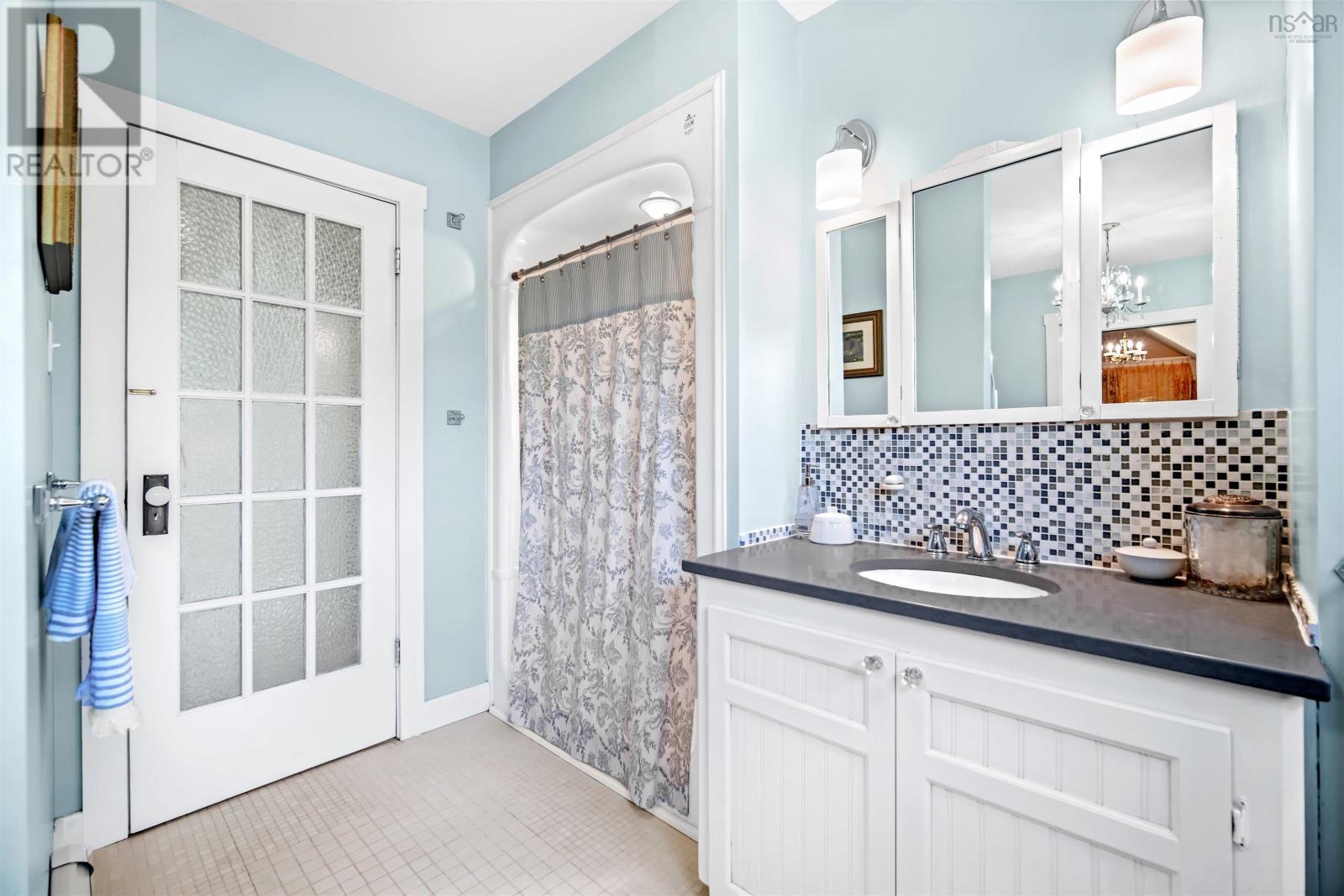 24 Hamshaw Drive, Halifax, Nova Scotia  B3M 2H1 - Photo 23 - 202519410