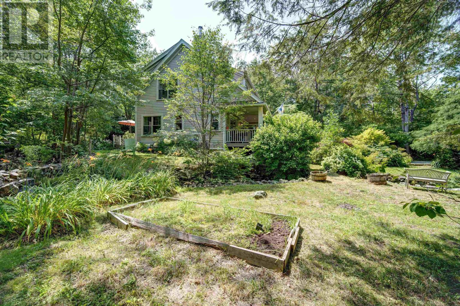 24 Hamshaw Drive, Halifax, Nova Scotia  B3M 2H1 - Photo 36 - 202519410