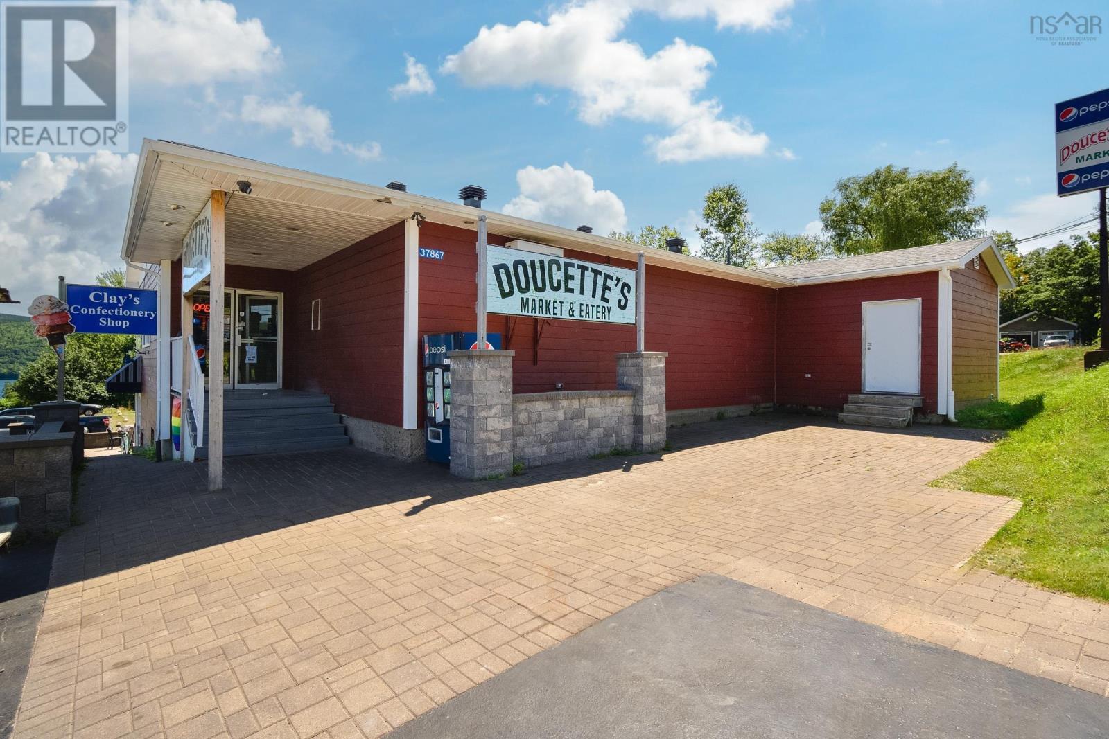 37867 Cabot Trail, ingonish, Nova Scotia