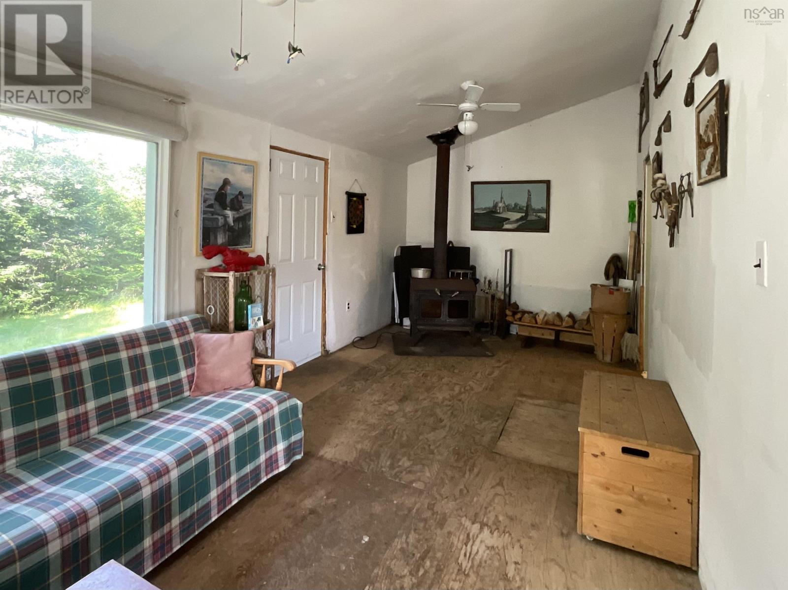 70 Gerrior Road, Larrys River, Nova Scotia  B0H 1T0 - Photo 5 - 202519494