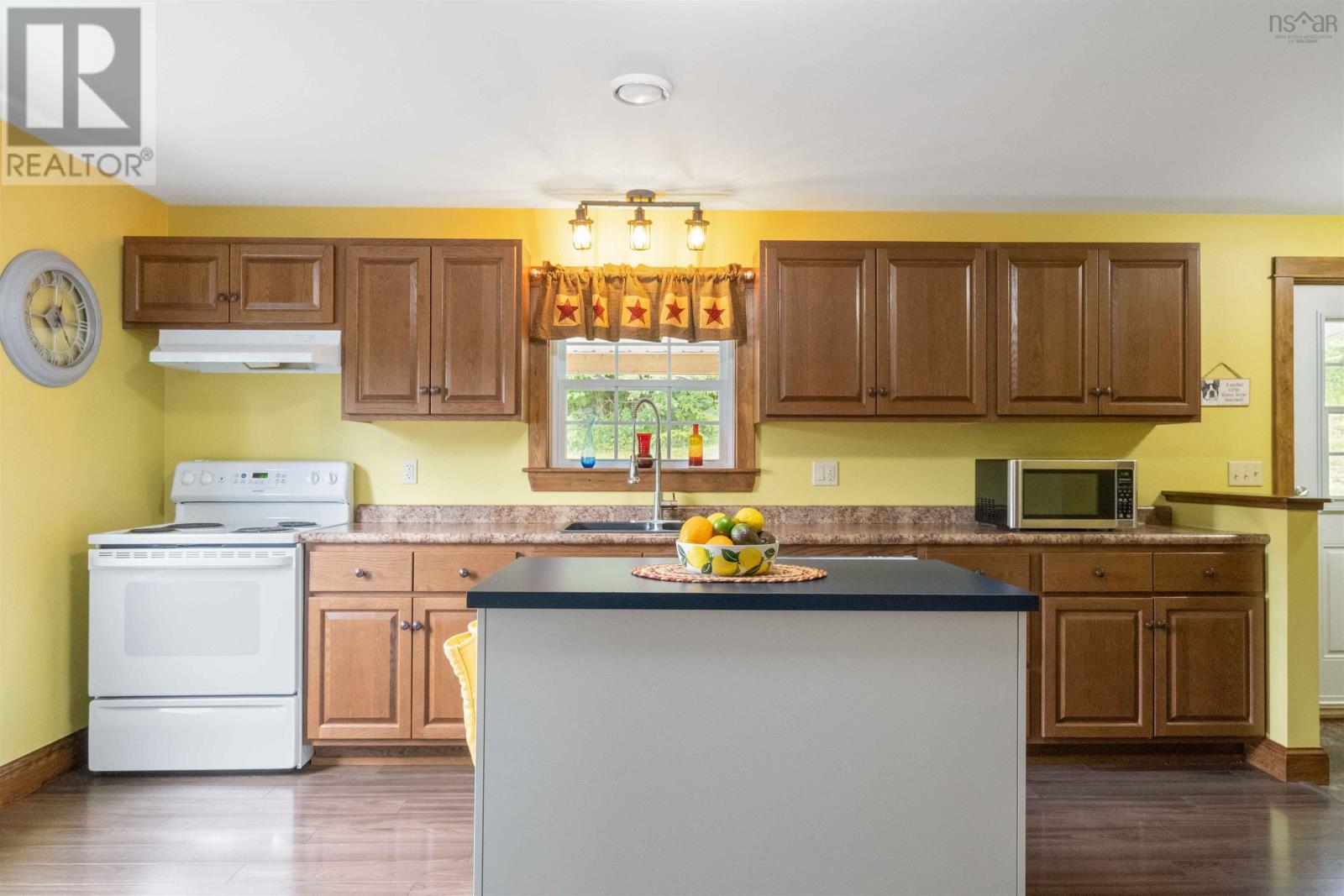 101 Second Avenue, Digby, Nova Scotia  B0V 1A0 - Photo 16 - 202519505