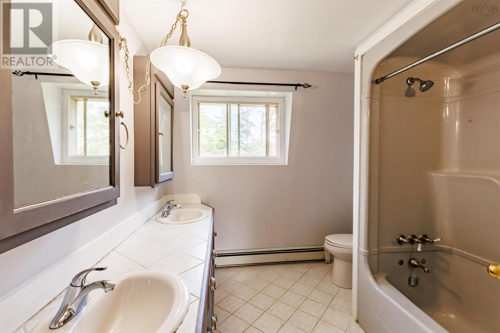 2113 Highway 334 Highway, Upper Wedgeport, Nova Scotia  B0W 1B0 - Photo 10 - 202519683