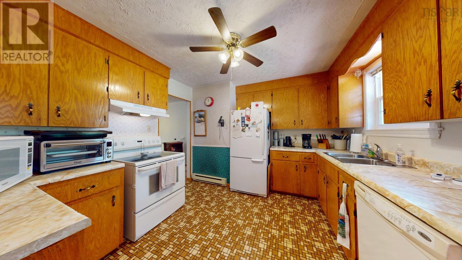 82 Highbury Road, New Minas, Nova Scotia  B4N 3P7 - Photo 17 - 202519705