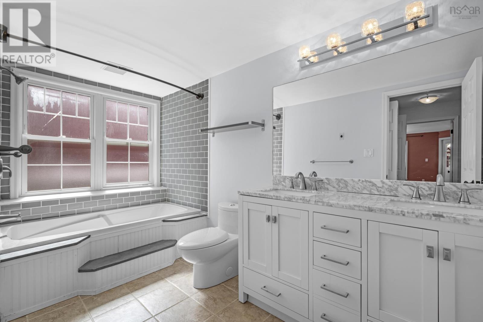 421 96 Moirs Mill Road, Bedford, Nova Scotia  B4A 3Y2 - Photo 21 - 202519736