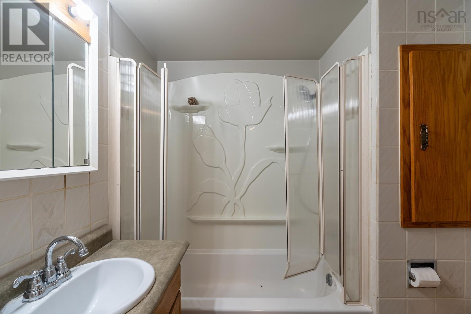 189 Boudreauville Road, Petit-De-Grat, Nova Scotia  B0E 2L0 - Photo 16 - 202519762