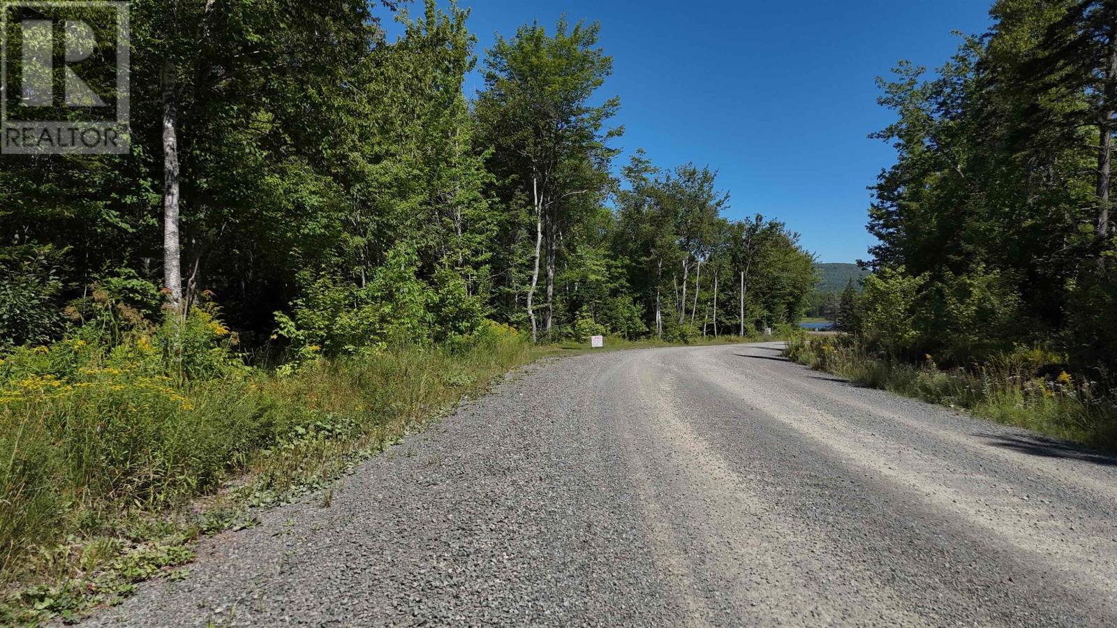 8 Beverlys Hill Road, Baddeck Inlet, Nova Scotia  B0E 1B0 - Photo 11 - 202519848
